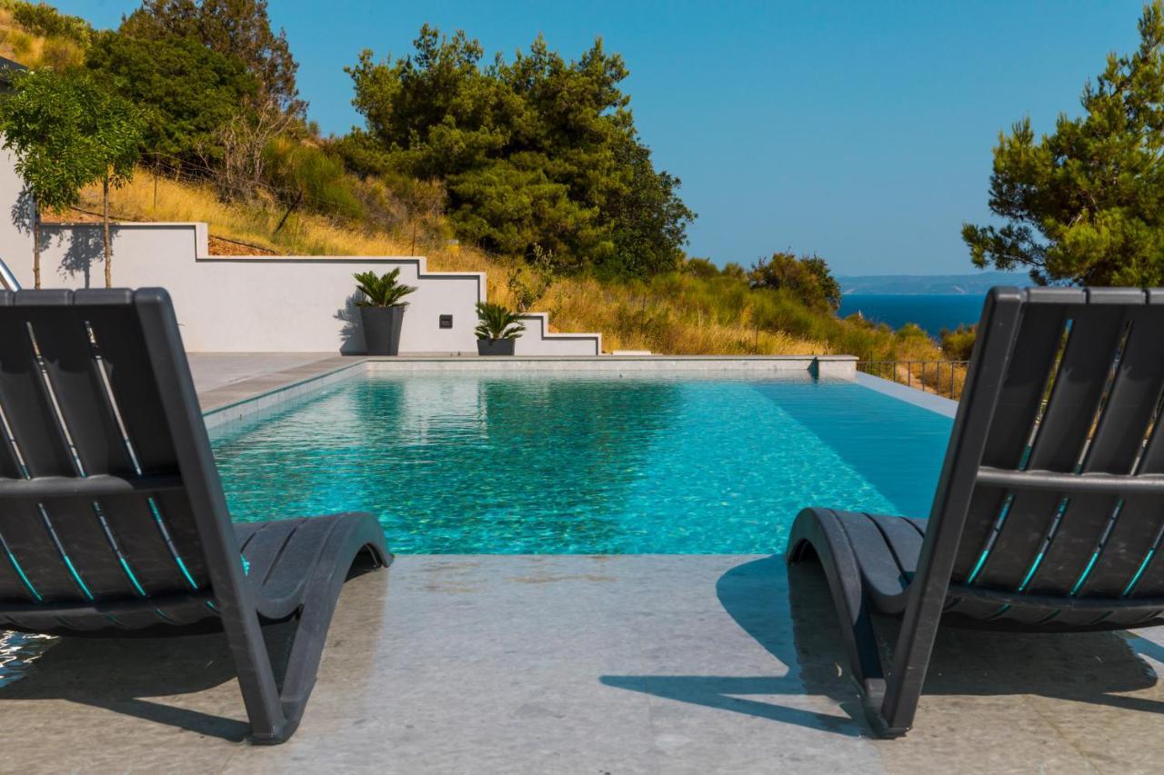 Villa Kruna With Breathtaking View ムーヴィクサ エクステリア 写真
