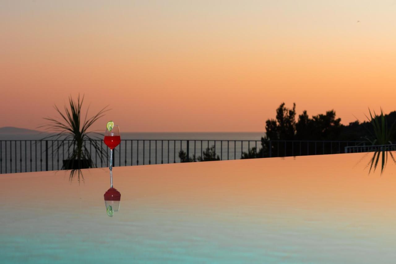 Villa Kruna With Breathtaking View ムーヴィクサ エクステリア 写真