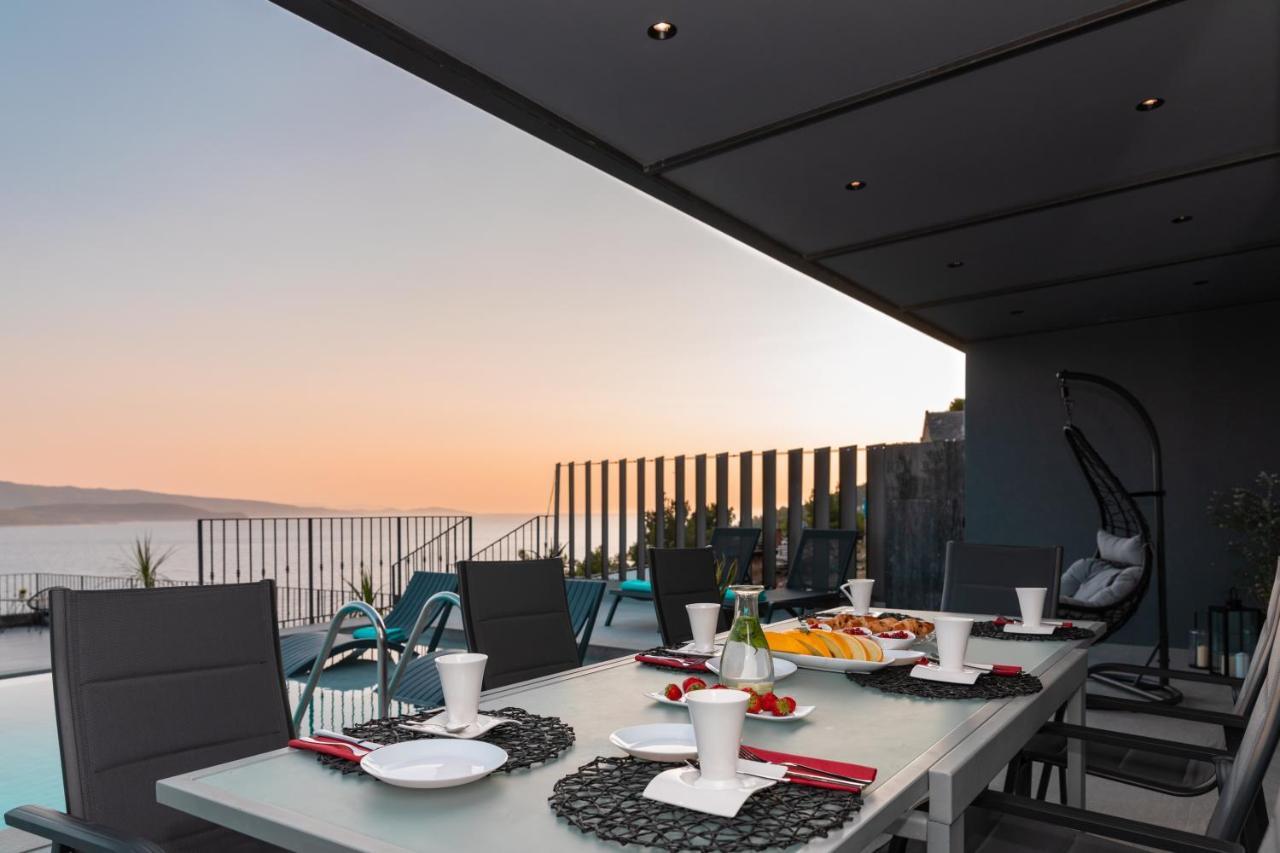 Villa Kruna With Breathtaking View ムーヴィクサ エクステリア 写真