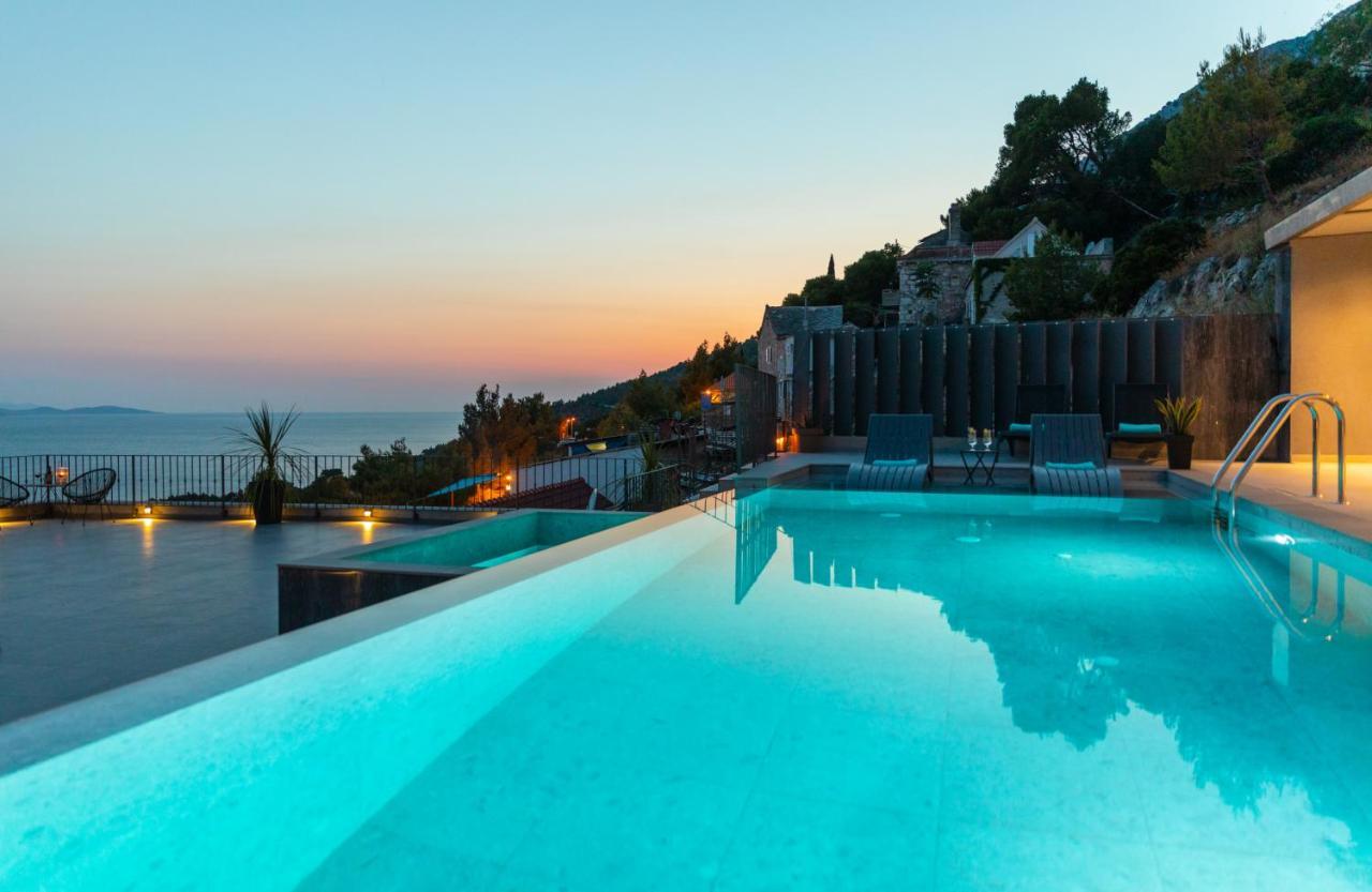 Villa Kruna With Breathtaking View ムーヴィクサ エクステリア 写真